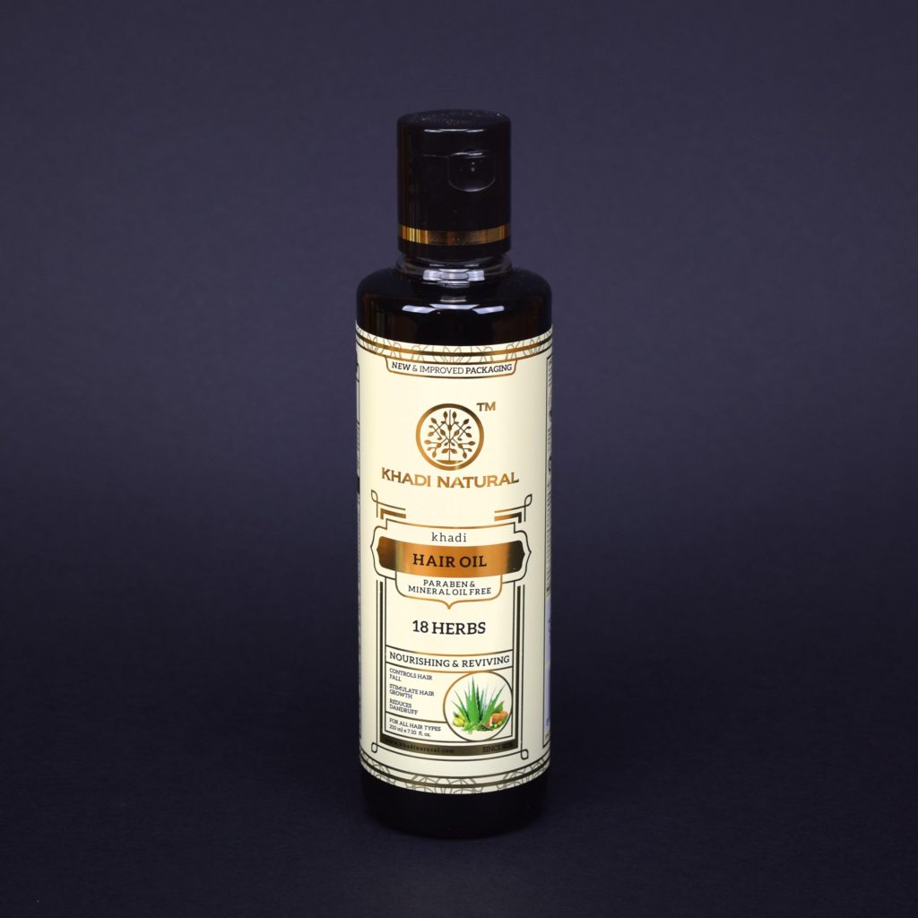 KhadiNatural18HerbsHarolja210ml 1.jpg